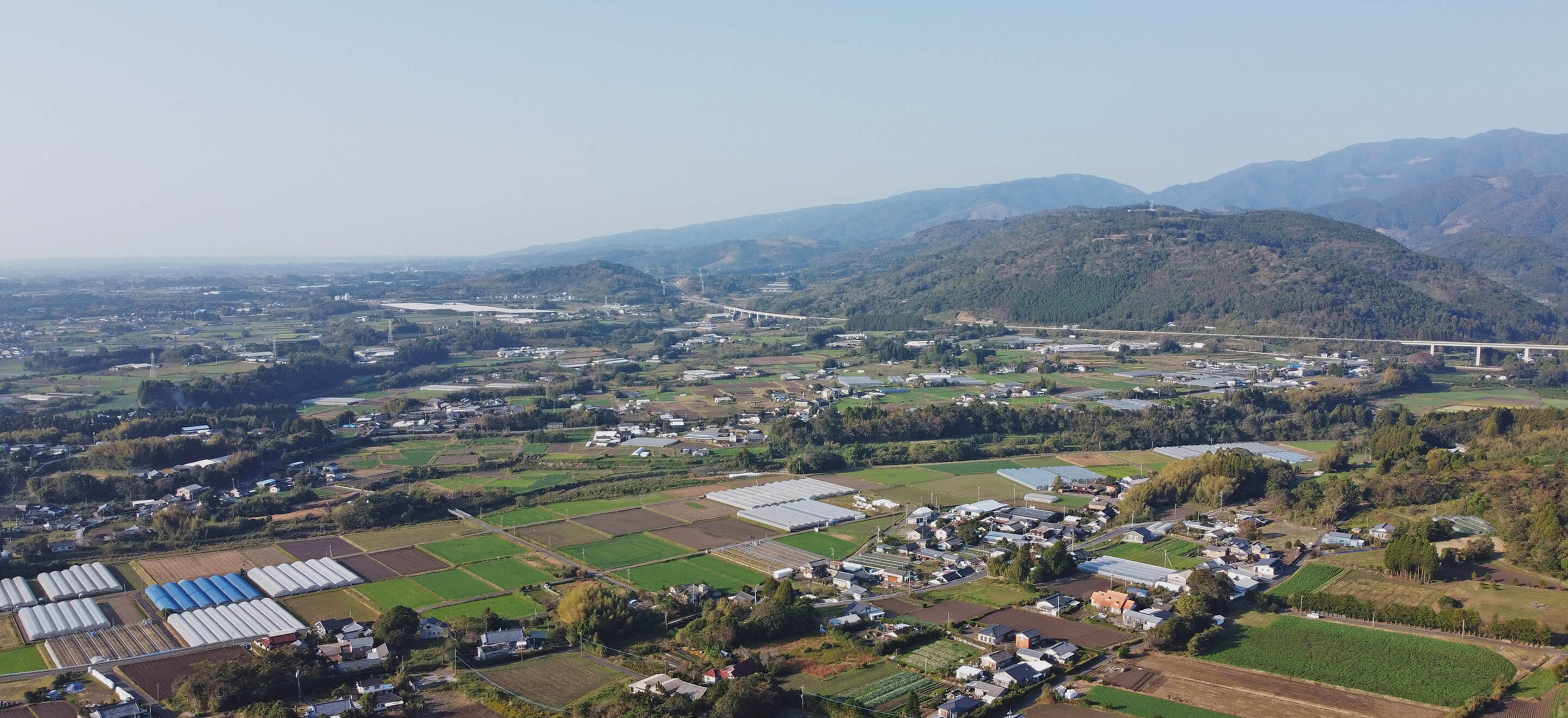 宮崎県津野町の現状課題と都市計画「移住」についてのイメージ画像が表示されています。